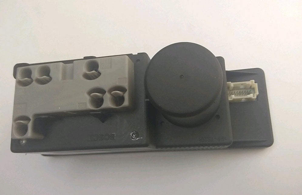 Bomba cierre centralizado Mercedes-Benz W202 W208 W210 2108001448 0132006360