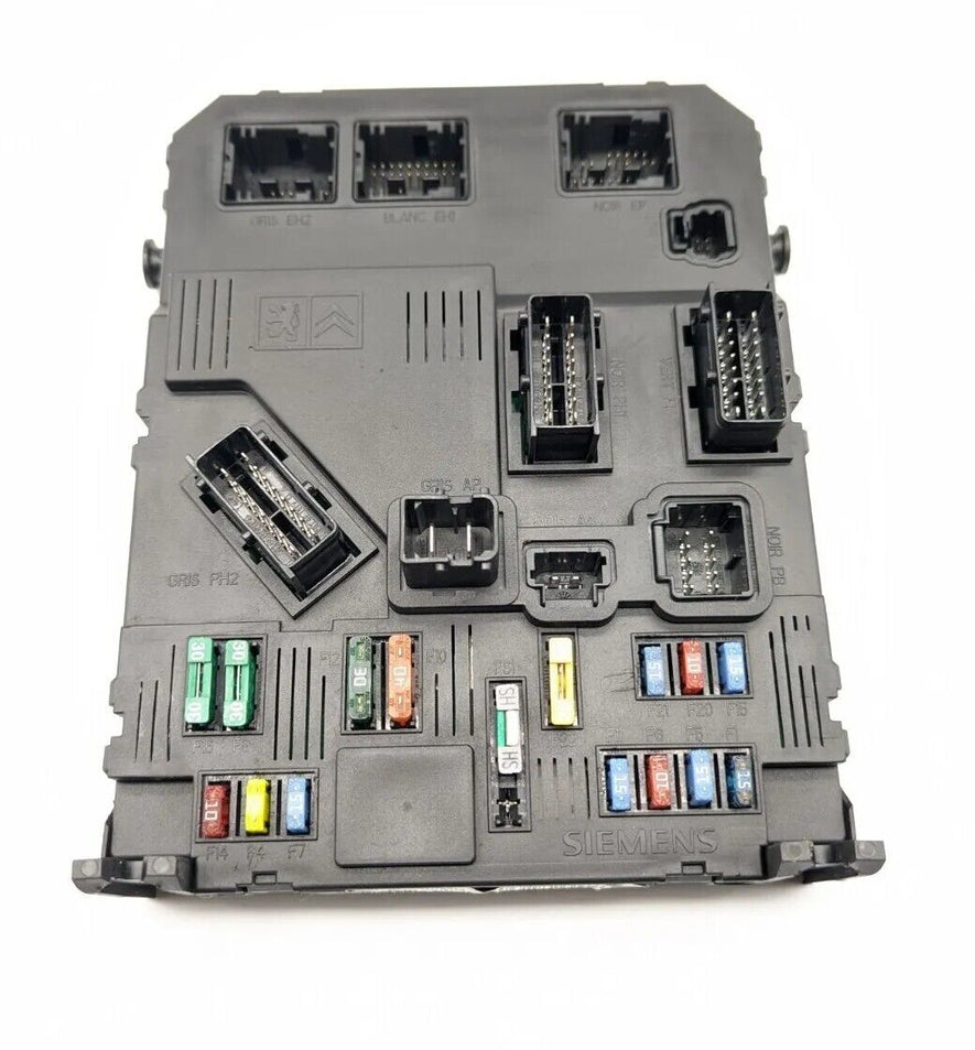Caja de fusibles ( Citroën / Peugeot ) S118085220E 9653667680 BSIE02-00