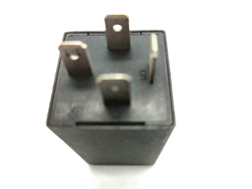 Relé 382 Audi 4D0907131 4D0 907 131