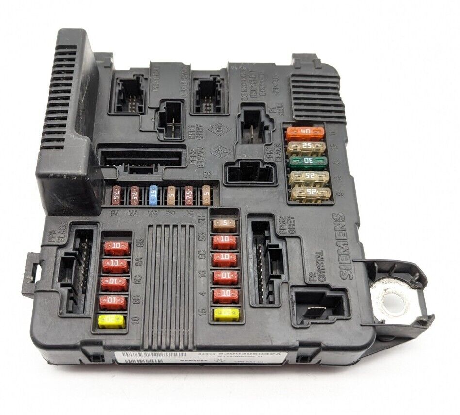 Caja De Fusibles Renault ( Megane, Scenic ) 8200306032A S118399200D