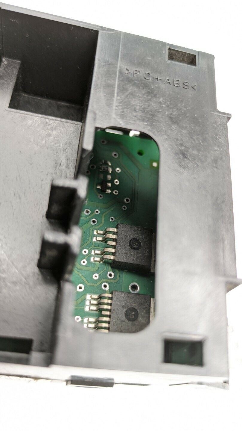 Panel de Control Mercedes ( Vito, Sprinter ) A0004463628 5HB00805806