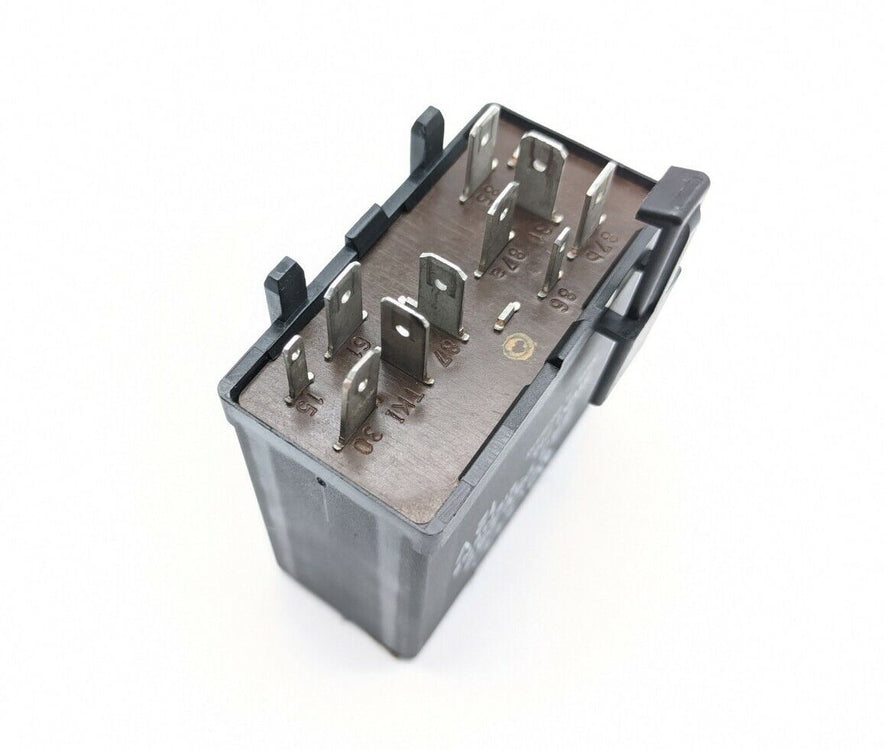 Relé 285 Audi 443959257