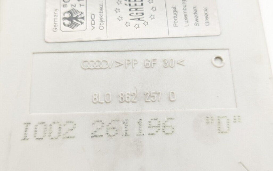 Bomba Cierre Centralizado Audi ( A3, A4 ) 8L0862257D