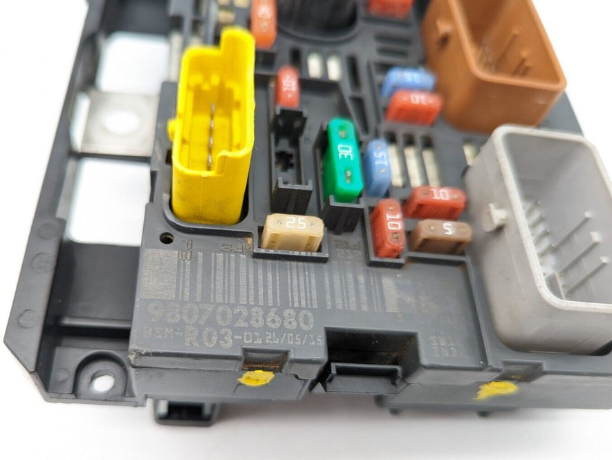 Caja De Fusibles Citroën / Peugeot 9807028680 BSM-R03