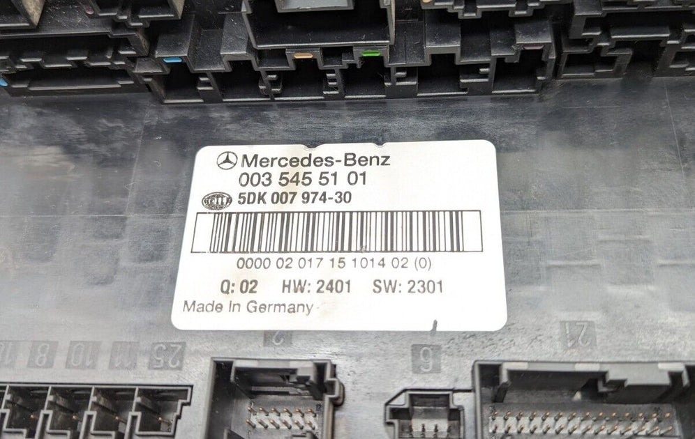 Caja de Fusibles Mercedes-Benz Clase C W203 0035455101 5DK007974-30