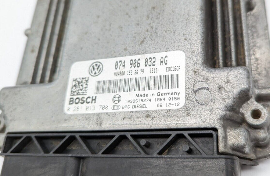 Centralita Motor Volkswagen Crafter 074906032AG 0281013700