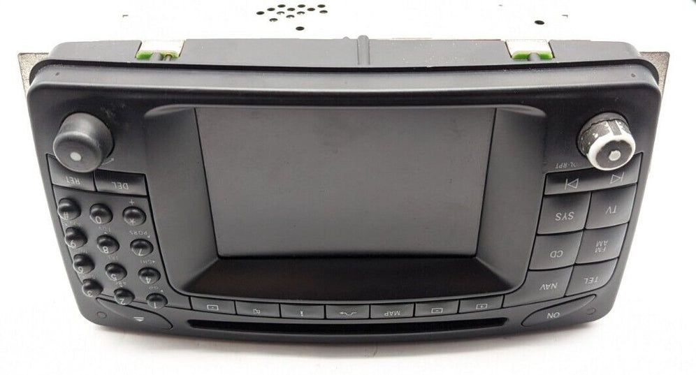 Sistema Navegación Mercedes Clase C / CLK A2038275242 7612001530