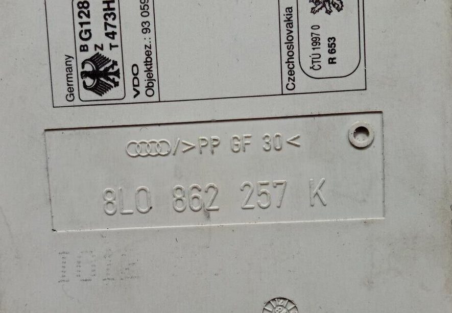 Bomba Cierre Centralizado Audi ( A3, A4 ) 8L0862257K 8L0 862 257 K