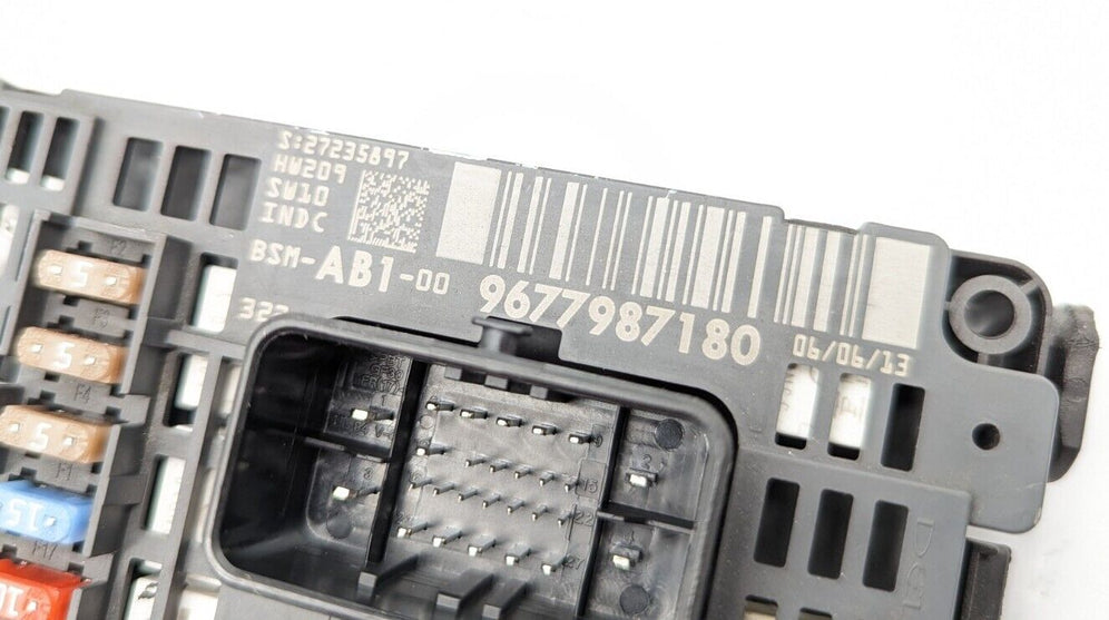 Caja De Fusibles Citroën C4 9677987180  BSM-AB1-00 BSMAB100