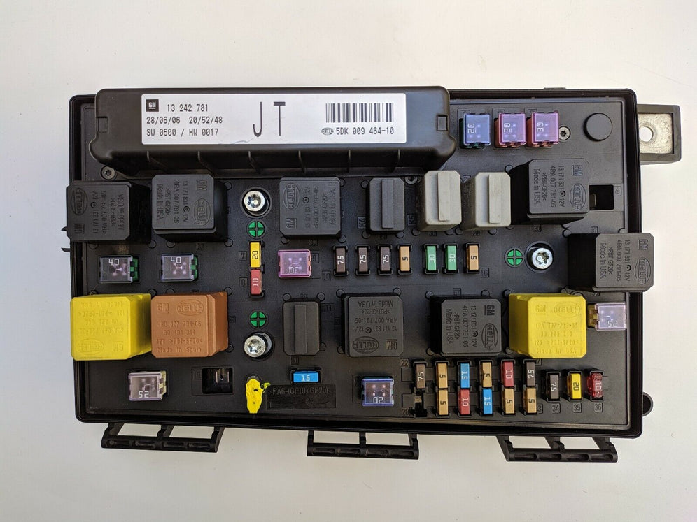 Relay Box Opel  (Zafira, Astra)  13242781