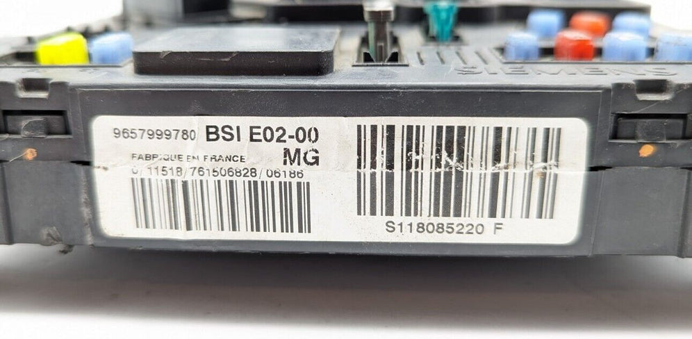 Caja De Fusibles ( Citroën / Peugeot ) 9657999780 S118085220F BSIE02-00