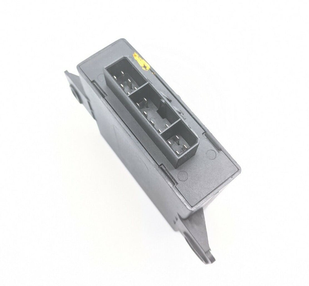Centralita / Rele Nissan Atleon Cabstar 11069D8711 11069 D8711