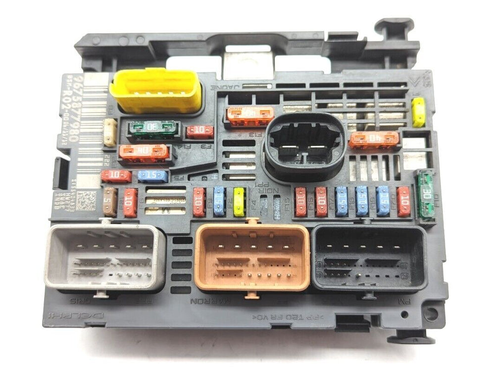 Caja De Fusibles BSM-R02 ( Citroën / Peugeot  ) 9675877980