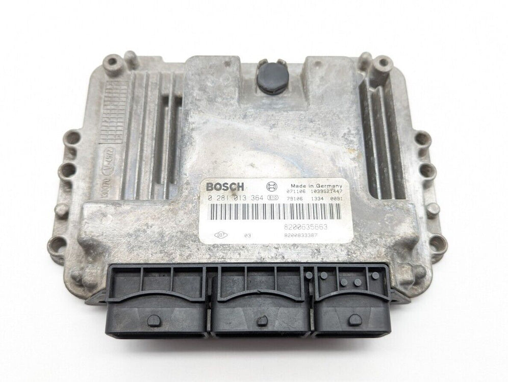 Centralita Motor Renault Master 0281013364 8200635663